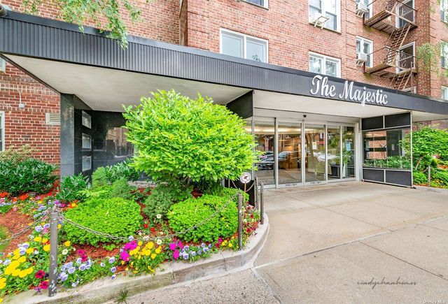 Majestic Apartments, Forest Hills, Long Island, New York. Lobby I