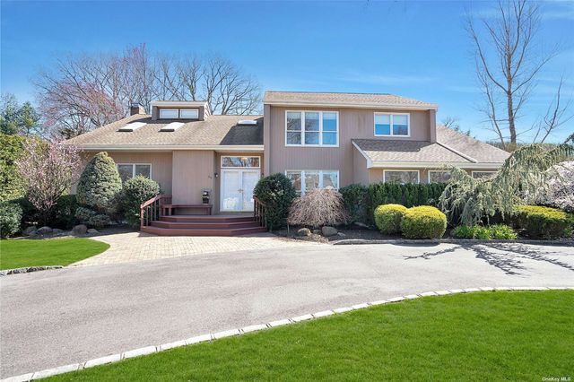 60 Burton Lane Commack NY 11725 Compass