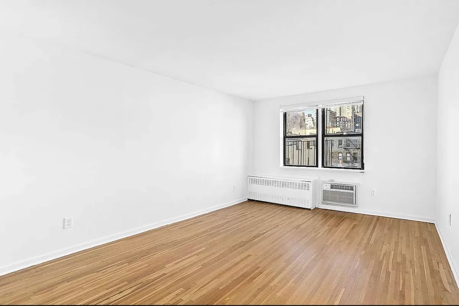 $2,650 | 228 East 81st Street, Unit 2D | Upper East Side