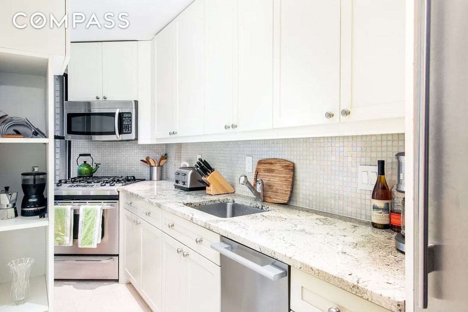 $895,000 | 865 1st Avenue, Unit 6C | Midtown East