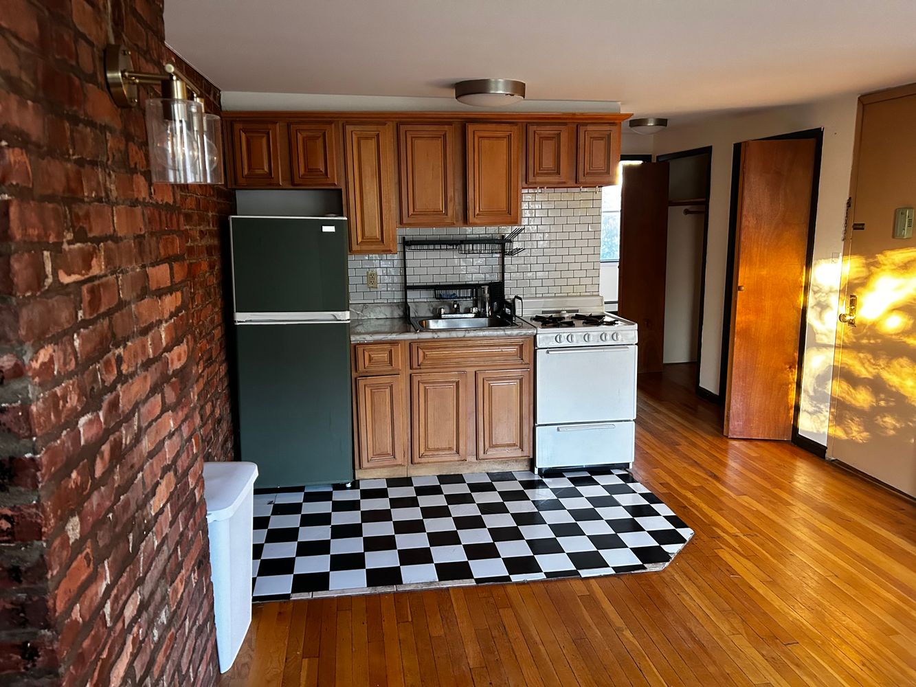 $3,850 | 28 Saint Marks Avenue, Unit 3 | Park Slope