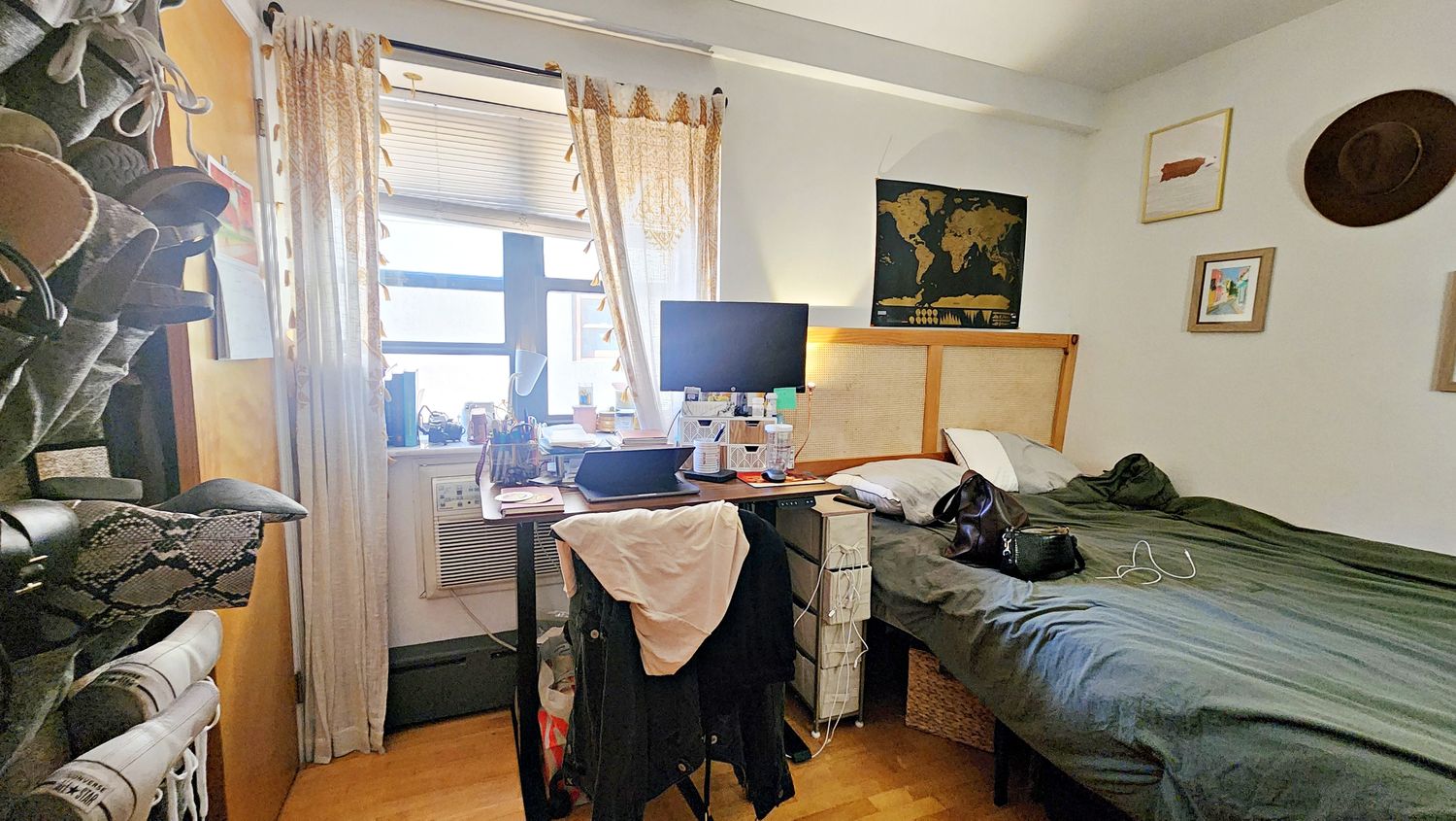 $3,950 | 47 Conselyea Street, Unit 2L | Williamsburg