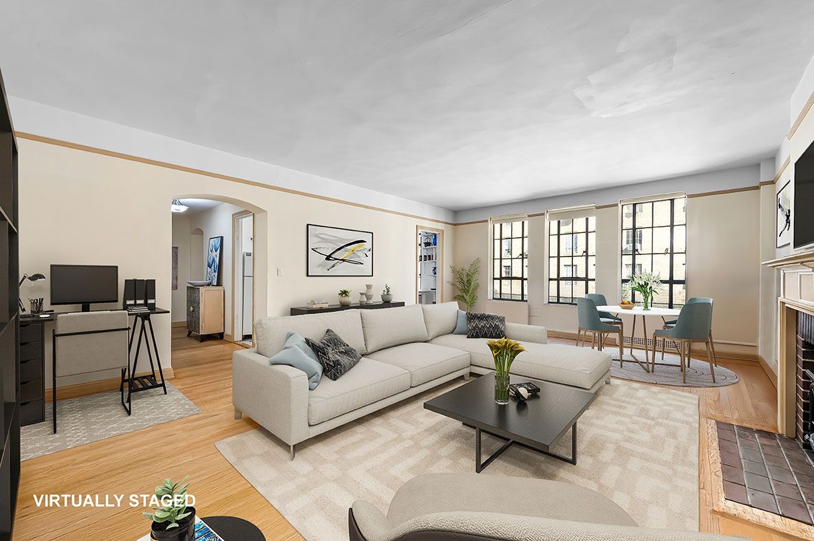 $1,095,000 | 353 West 56th Street, Unit 11E | Hell's Kitchen