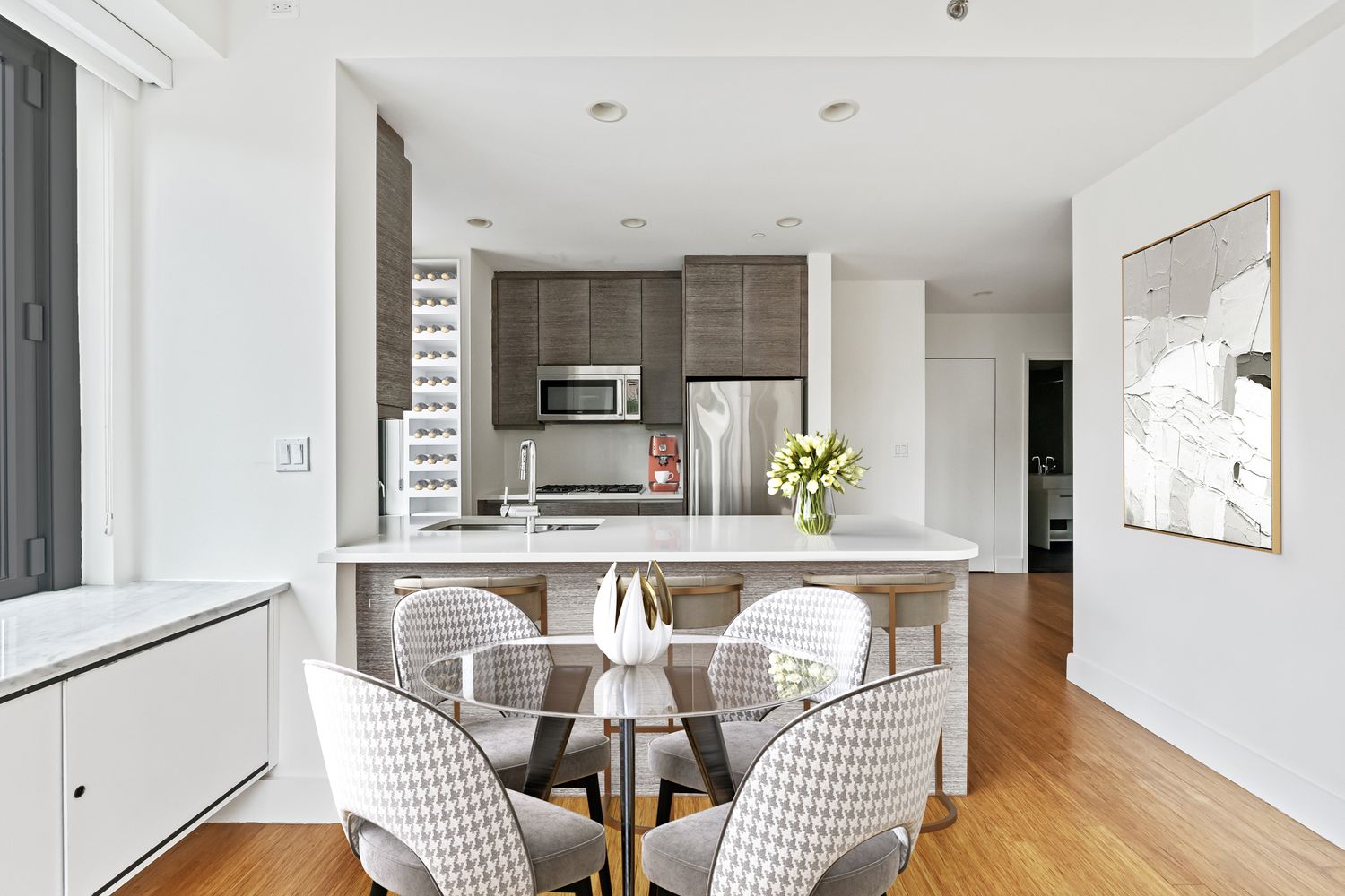 $1,670,000 | 305 West 16th Street, Unit 4H | Chelsea