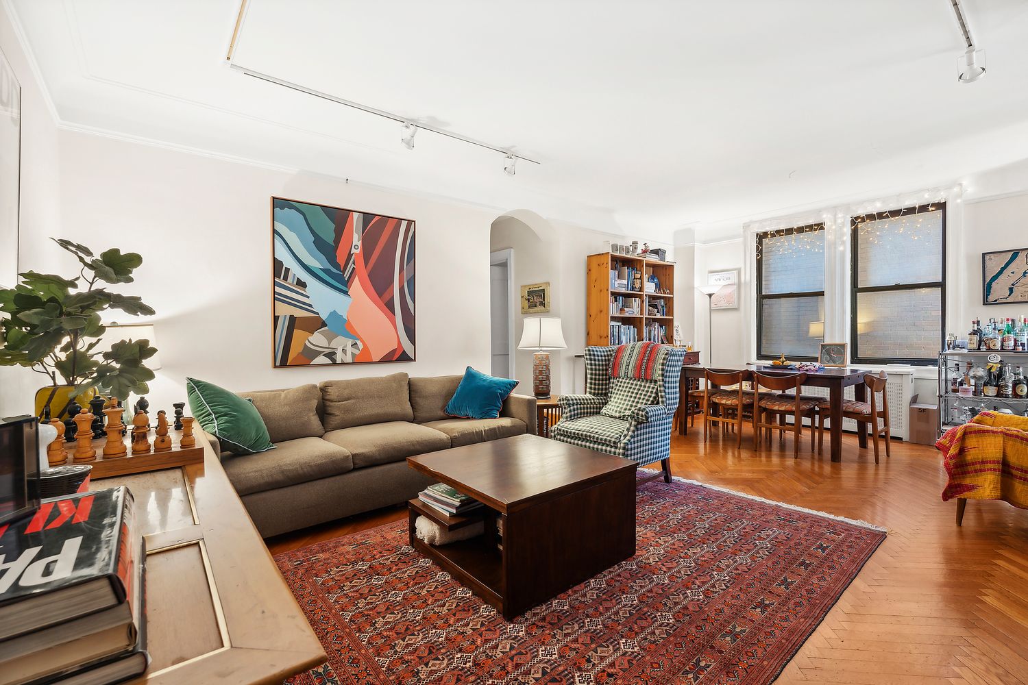 $1,125,000 | 395 Riverside Drive, Unit 5F | Morningside Heights