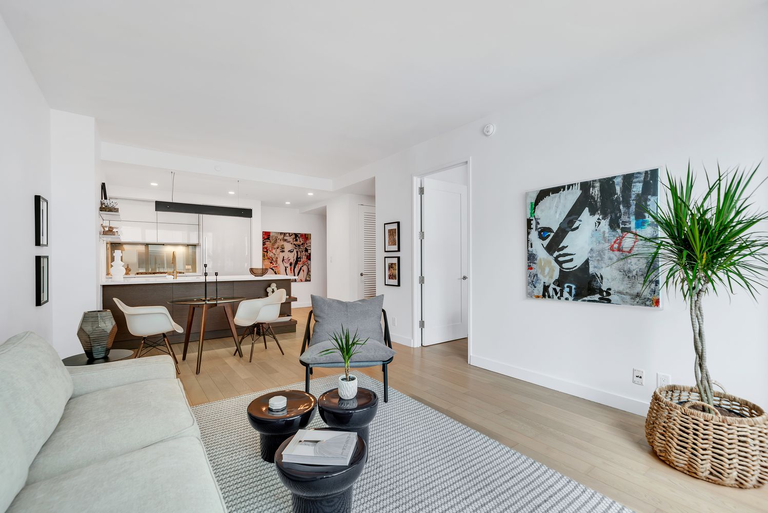 $1,195,000 | 34 North 7th Street, Unit 7E | Williamsburg