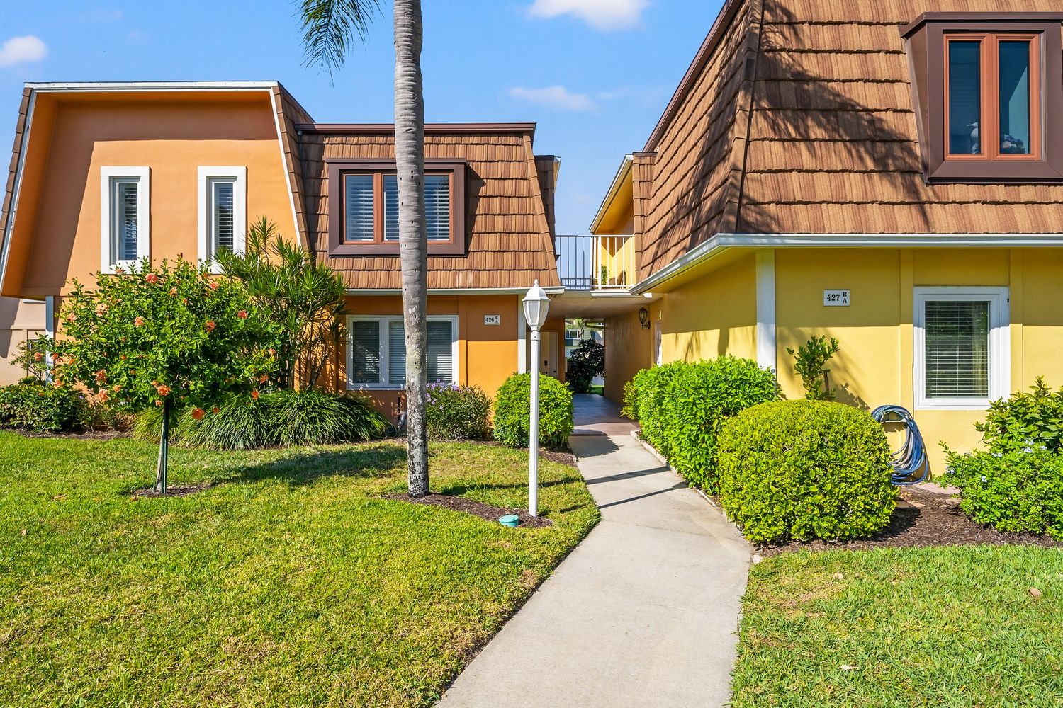 $295,000 | 426 Meadowlark Lane, Unit B | Naples Bath And Tennis Club