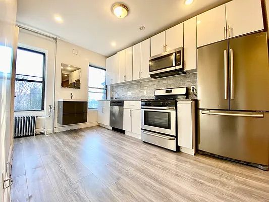 $3,295 | 254 Wyckoff Street, Unit 3R | Boerum Hill