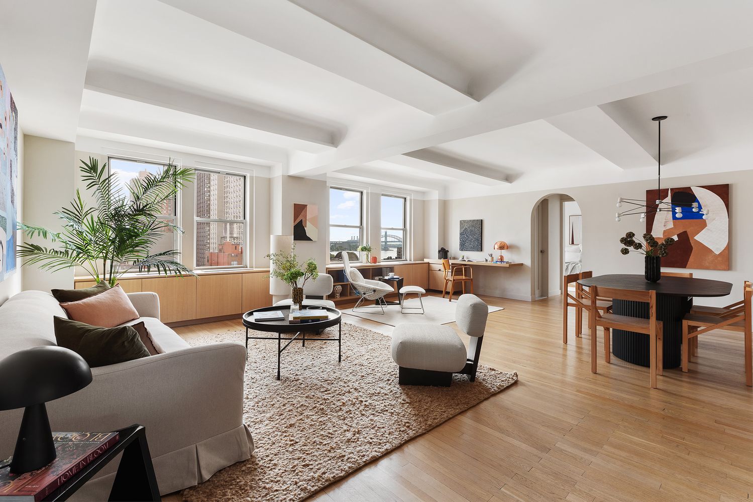 $2,250,000 | 425 East 86th Street, Unit 11E | Upper East Side