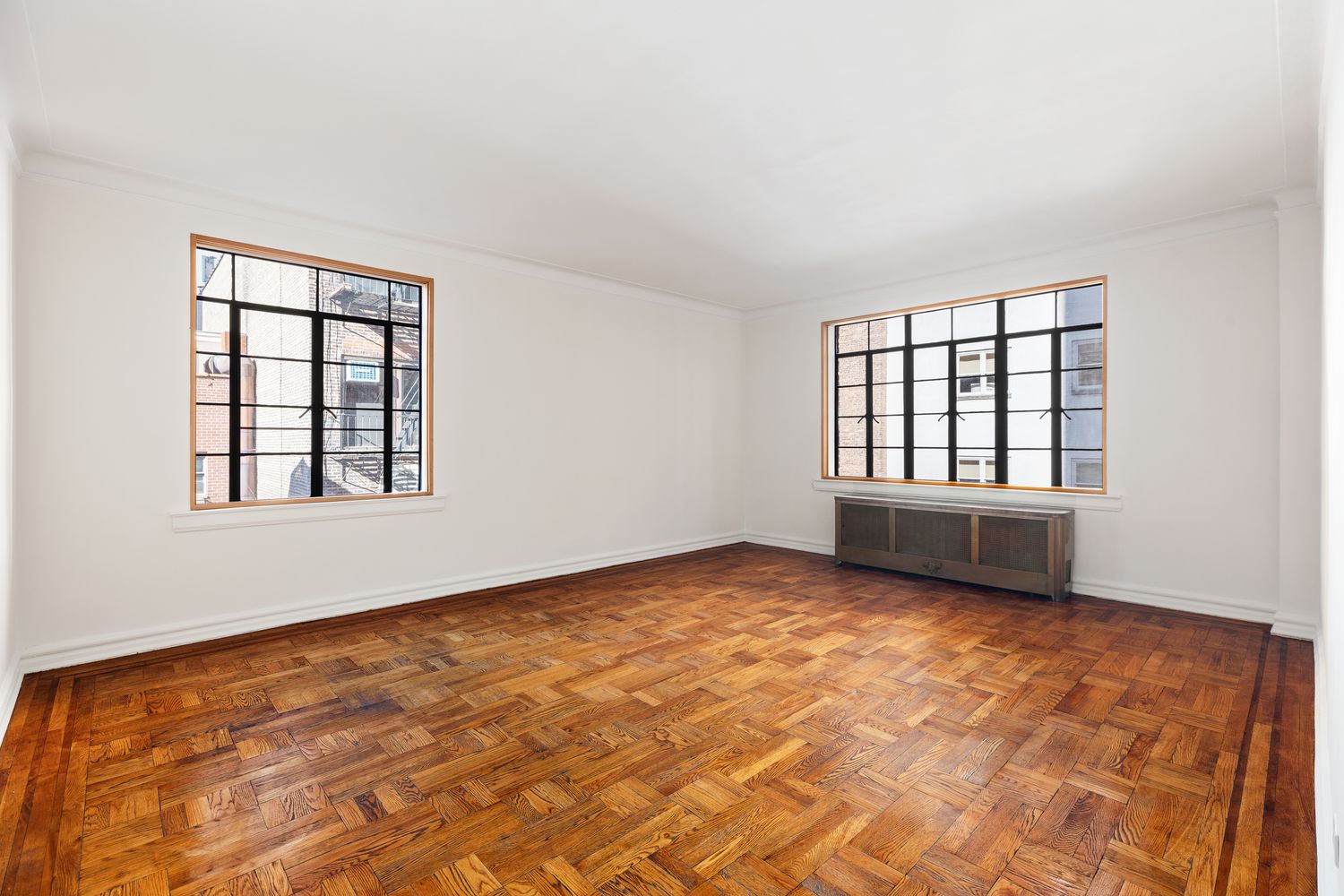 $500,000 | 135 East 39th Street, Unit 5E | Murray Hill