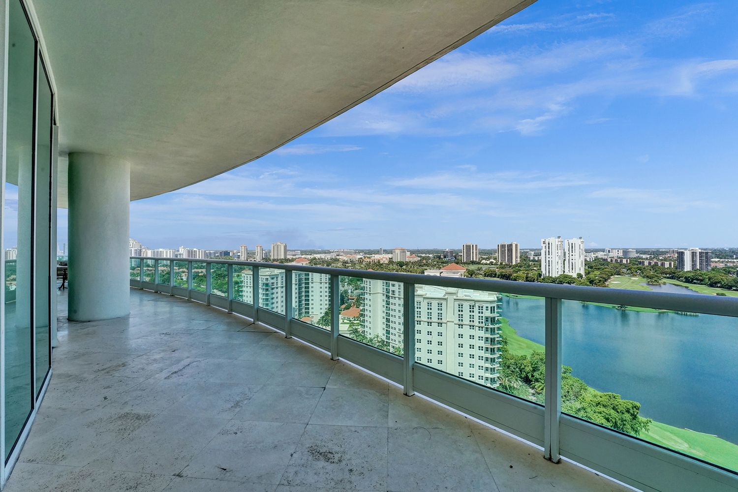 $25,000 | 20155 Northeast 38th Court, Unit 2201 | Aventura