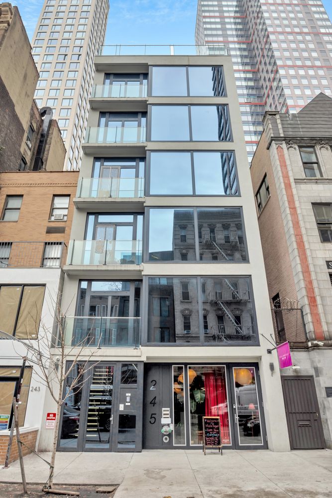 93 Worth Street, Unit PH4