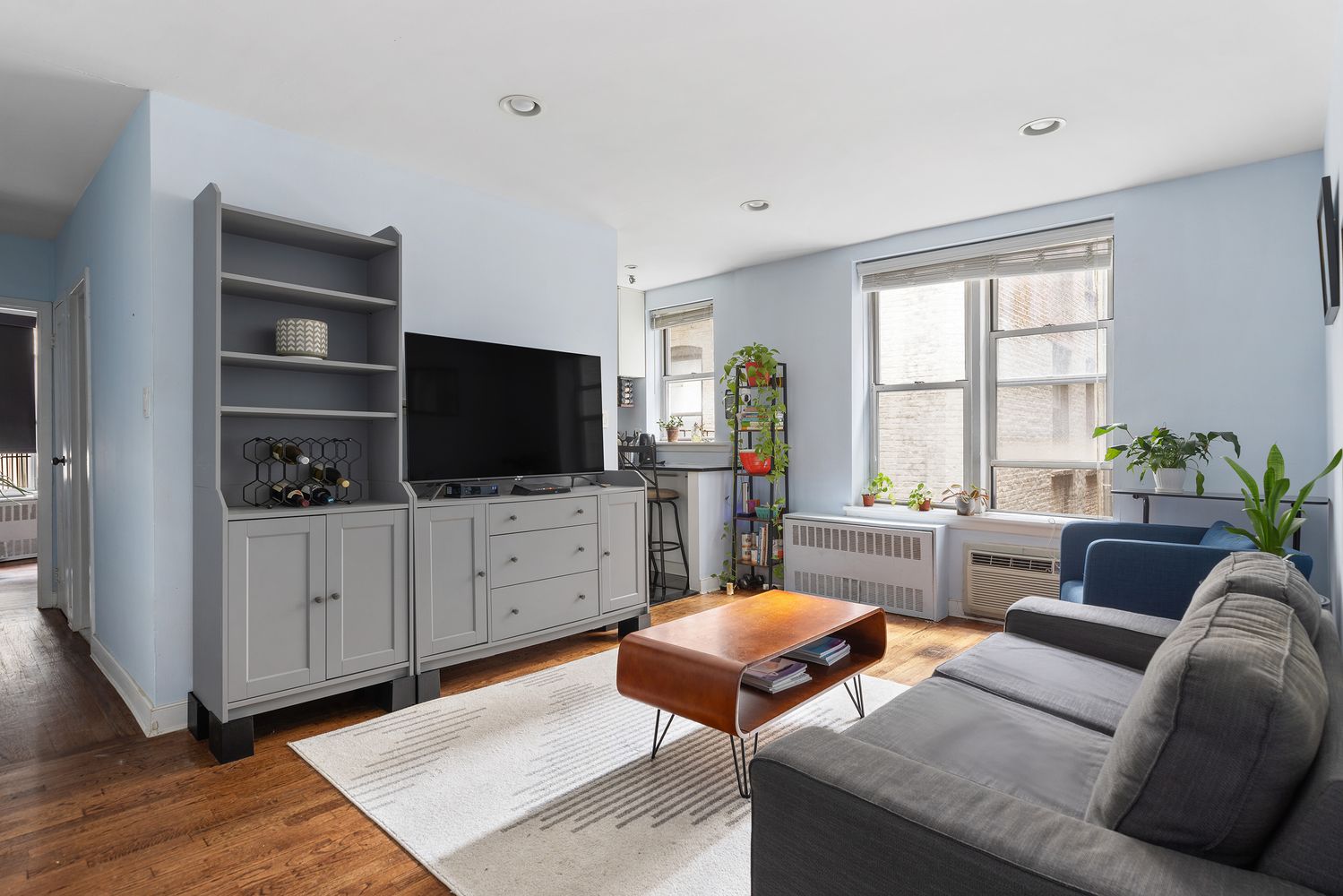 $575,000 | 446 Central Park West, Unit 6D | Upper West Side