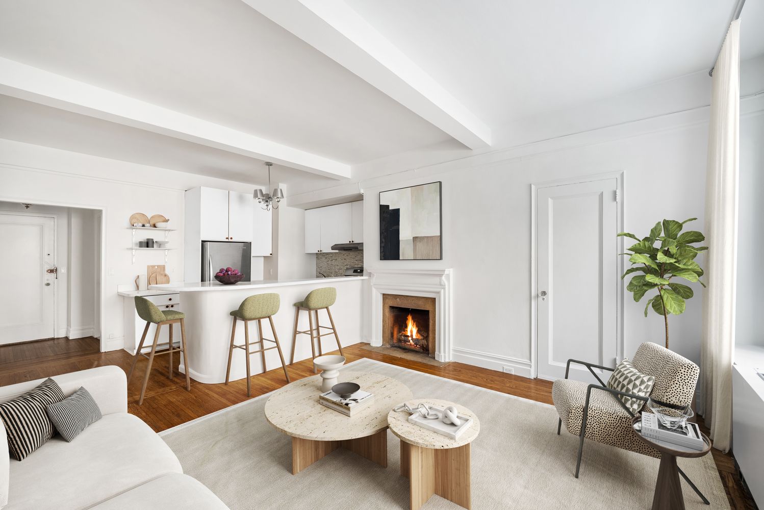 $995,000 | 77 Park Avenue, Unit 3B | Murray Hill