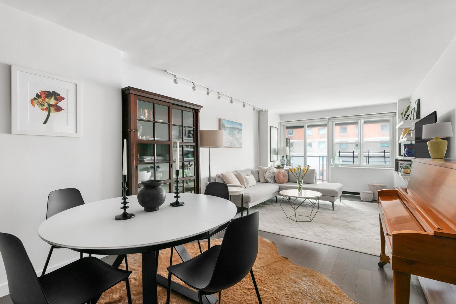 $1,675,000 | 115 East 9th Street, Unit 8E | Greenwich Village