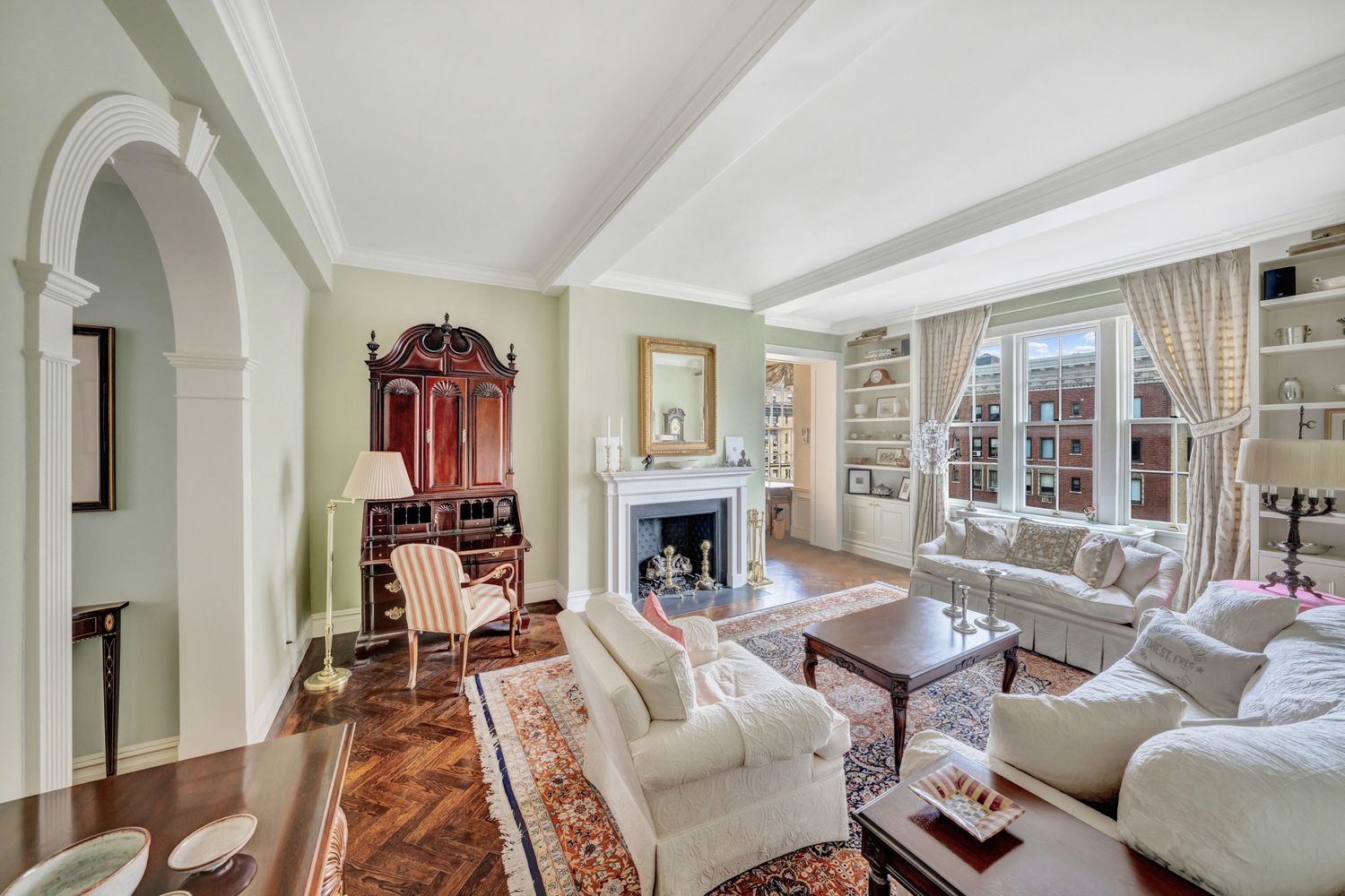 $2,250,000 | 1060 Park Avenue, Unit 13G | Upper East Side