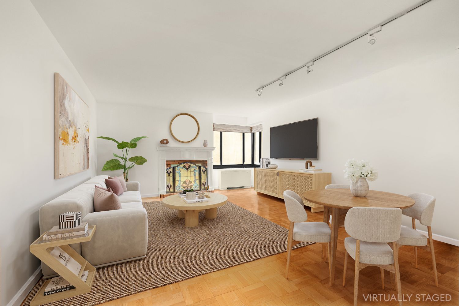 $485,000 | 10 East End Avenue, Unit 1L | Upper East Side