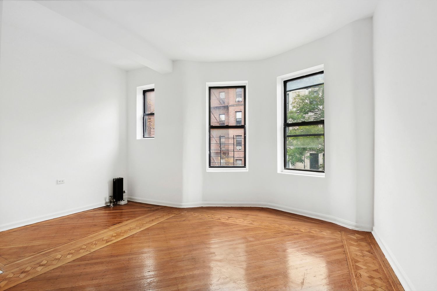 $3,400 | 244 New York Avenue, Unit 3L | Crown Heights