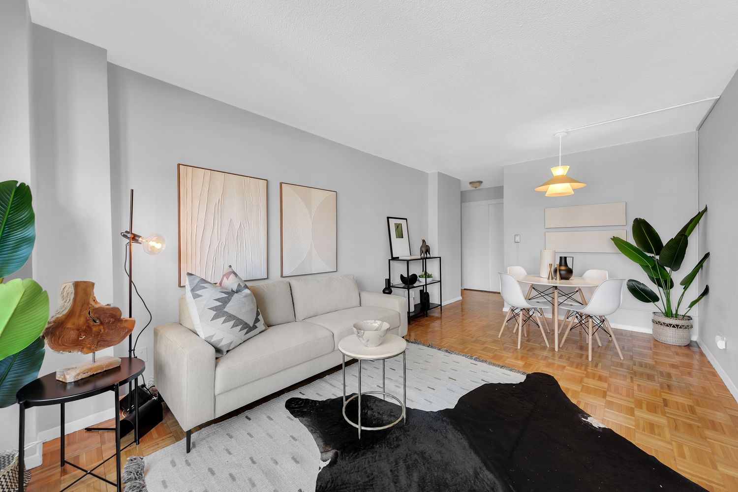 $450,000 | 201 East 83rd Street, Unit 10G | Upper East Side