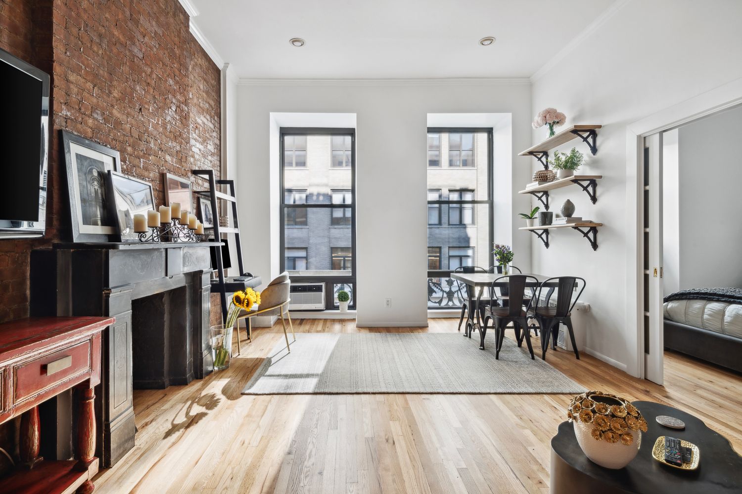 $999,000 | 23 East 10th Street, Unit 409 | Greenwich Village