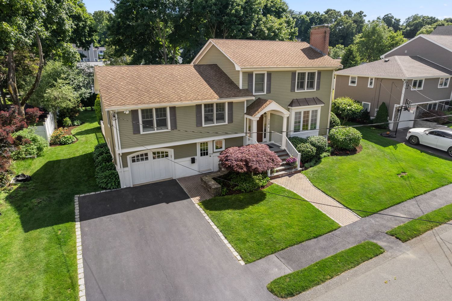 Contact Agent | 139 Woodbine Circle | Needham Heights