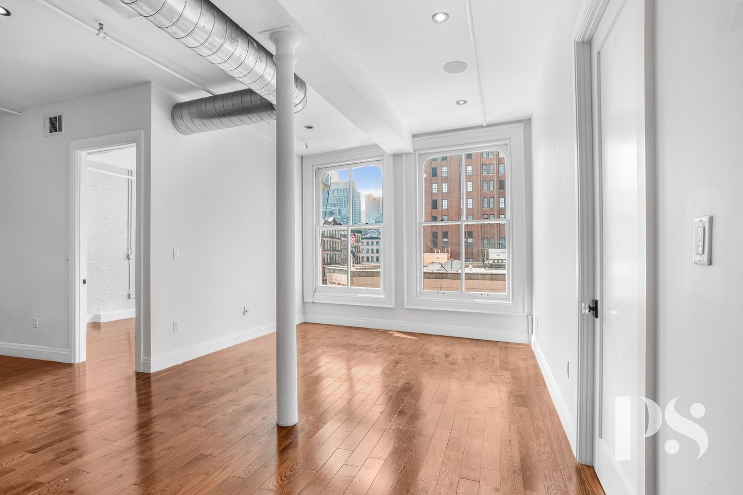 $9,550 | 2 Wooster Street, Unit 4B | SoHo