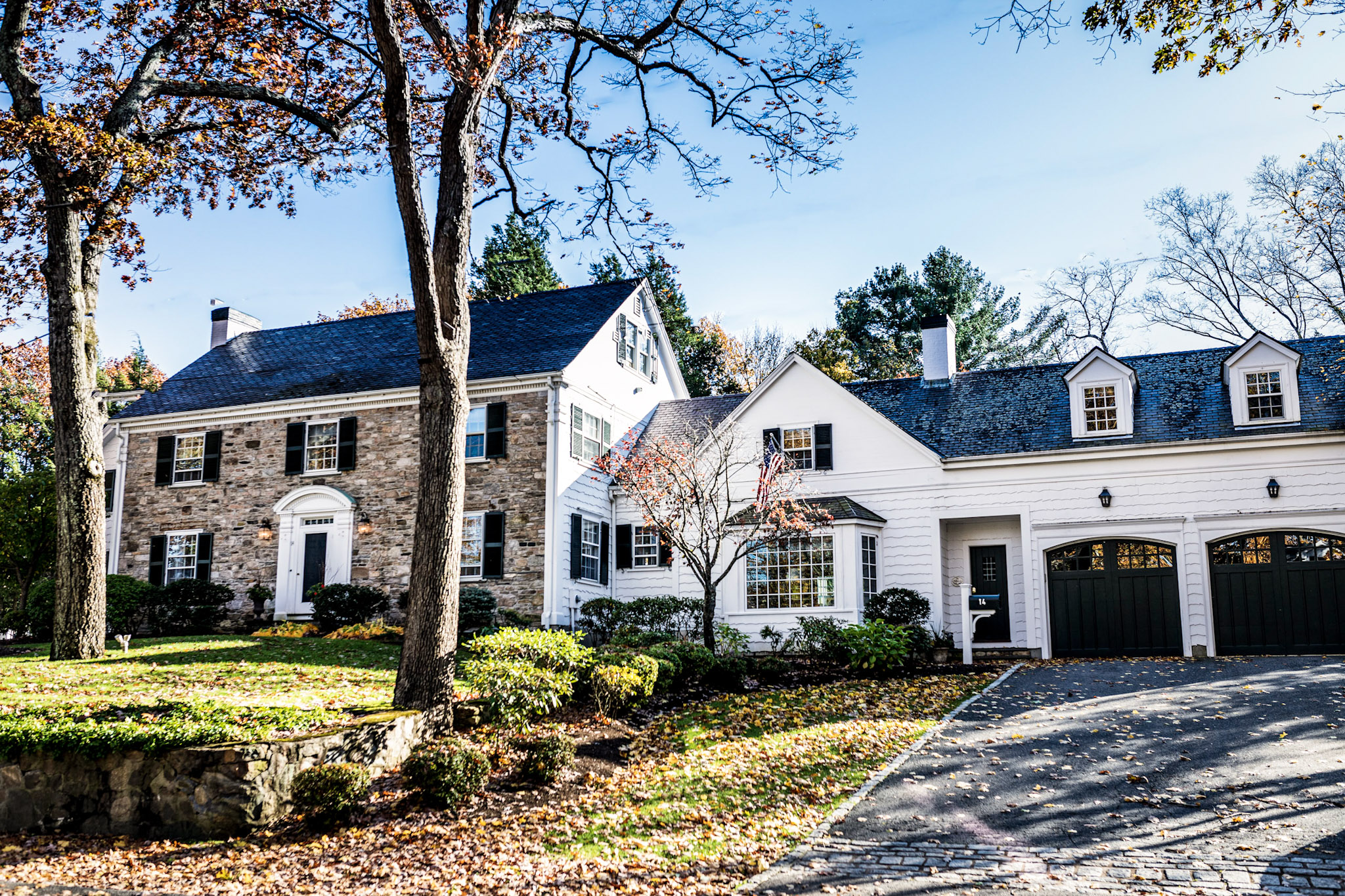 14 Rockridge Road, Wellesley Hills, MA 02481