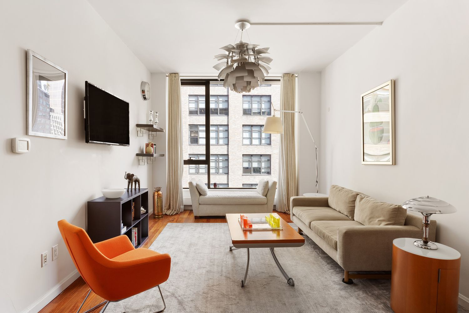 $1,295,000 | 255 Hudson Street, Unit 6F | Hudson Square