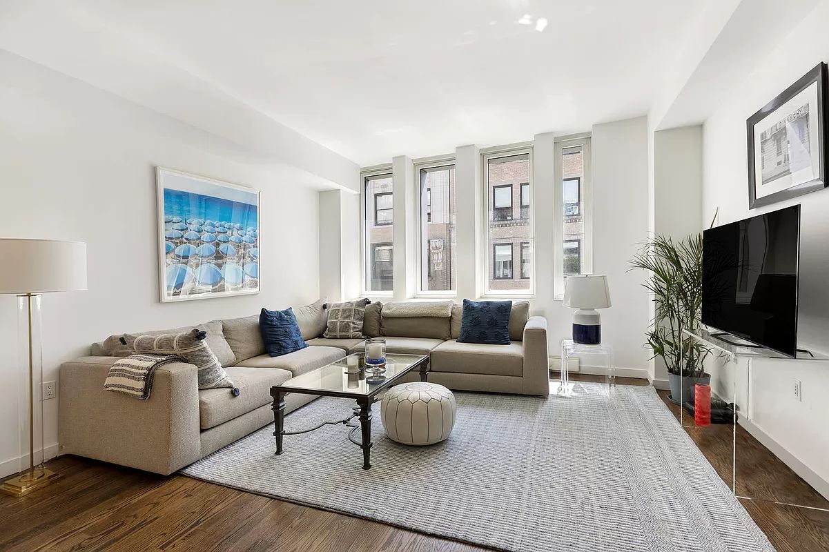 $10,500 | 133 West 22nd Street, Unit 12B | Chelsea