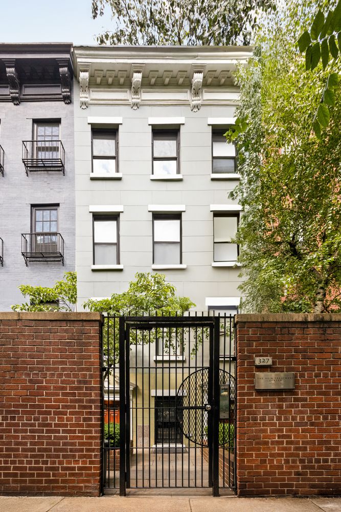 $6,700,000 | 327 East 65th Street | Lenox Hill