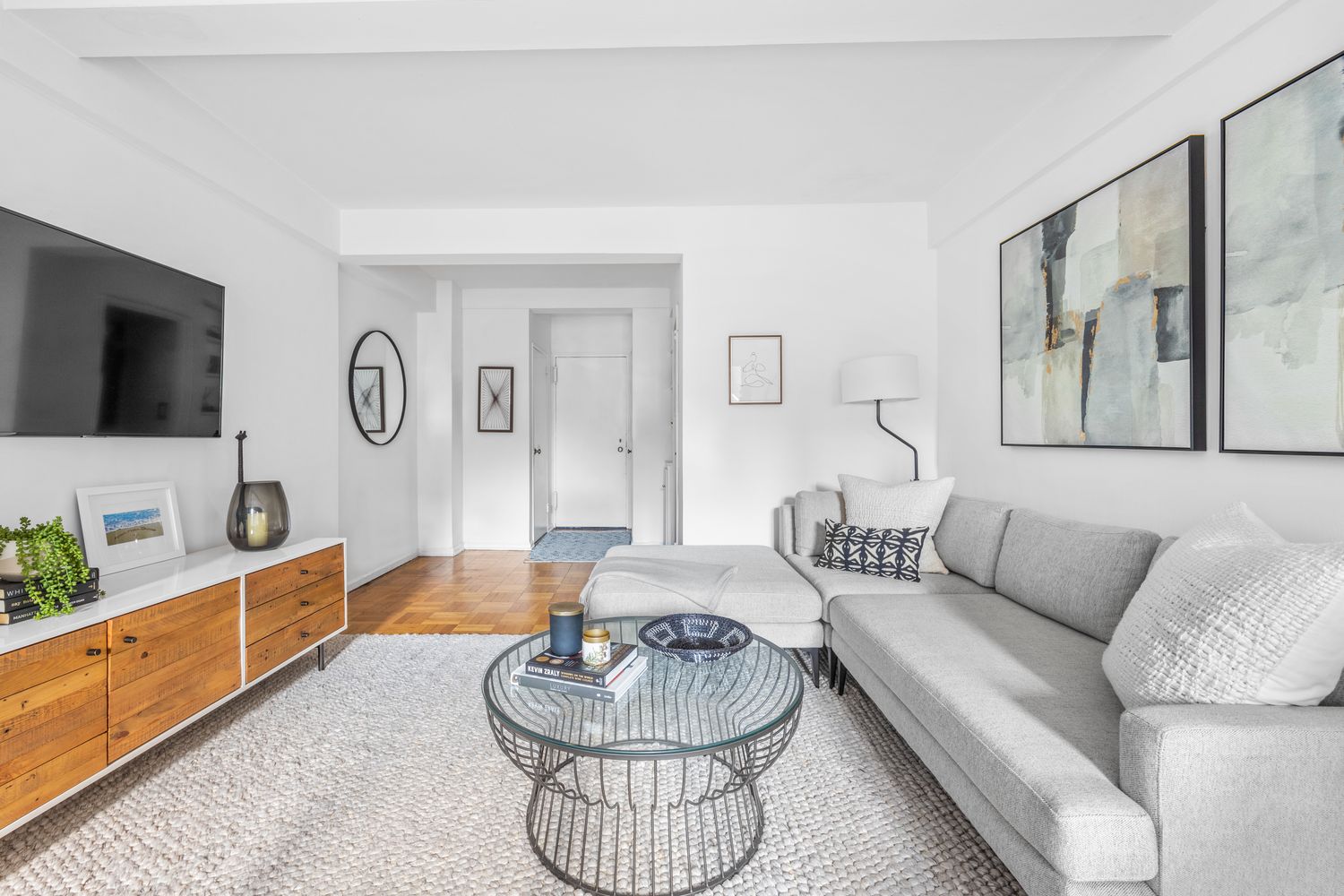 $775,000 | 7 Lexington Avenue, Unit 7H | Gramercy