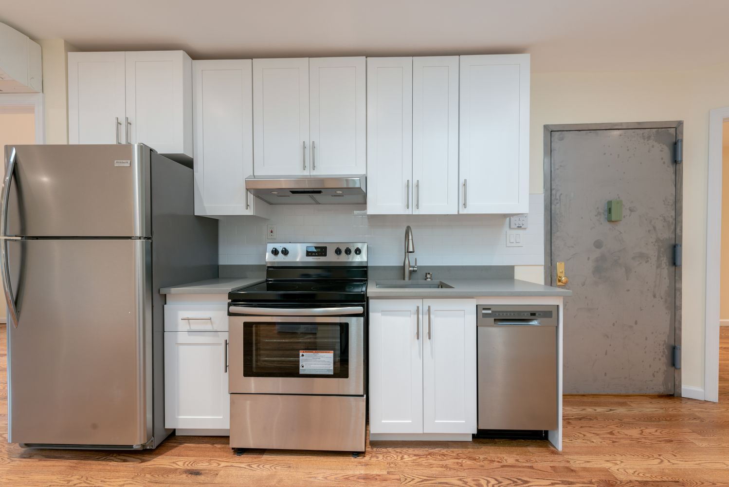 $3,500 | 207 Van Buren Street, Unit 3 | Bedford-Stuyvesant