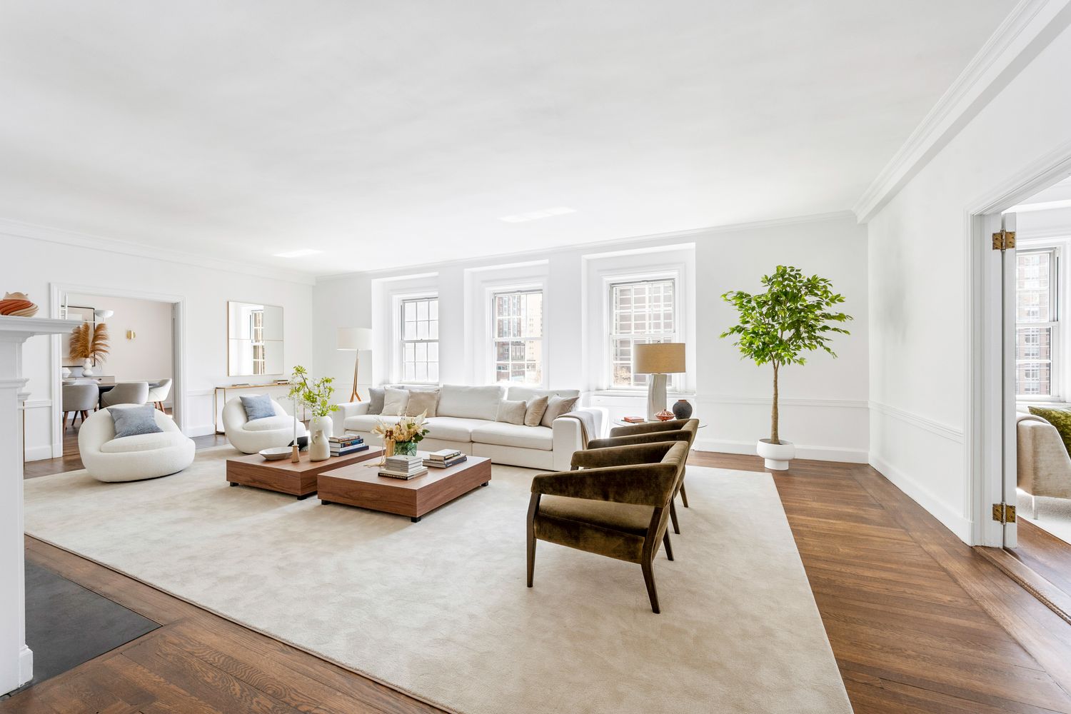 $6,295,000 | 133 East 64th Street, Unit 9A | Lenox Hill