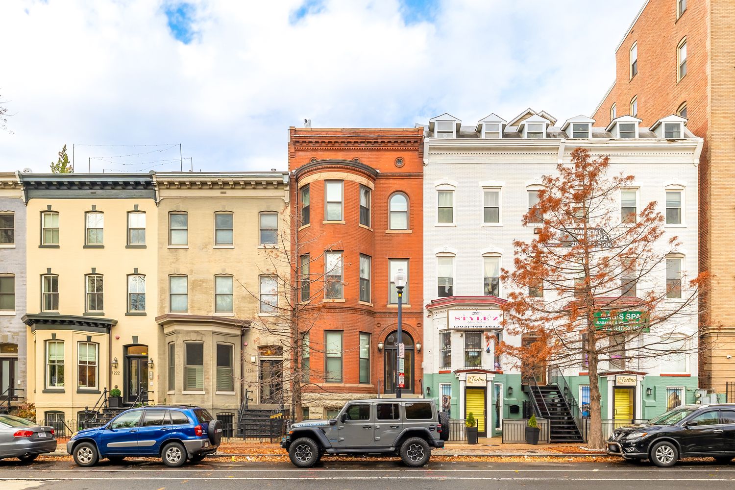 $825,000 | 1226 11th Street Northwest, Unit 300 | Logan Circle