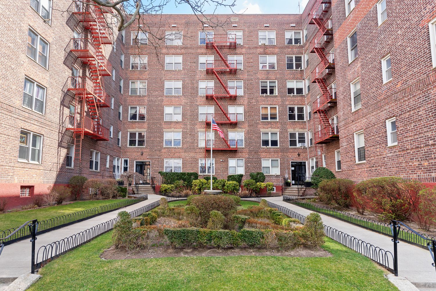 $345,000 | 6801 Shore Road, Unit 1L | Bay Ridge