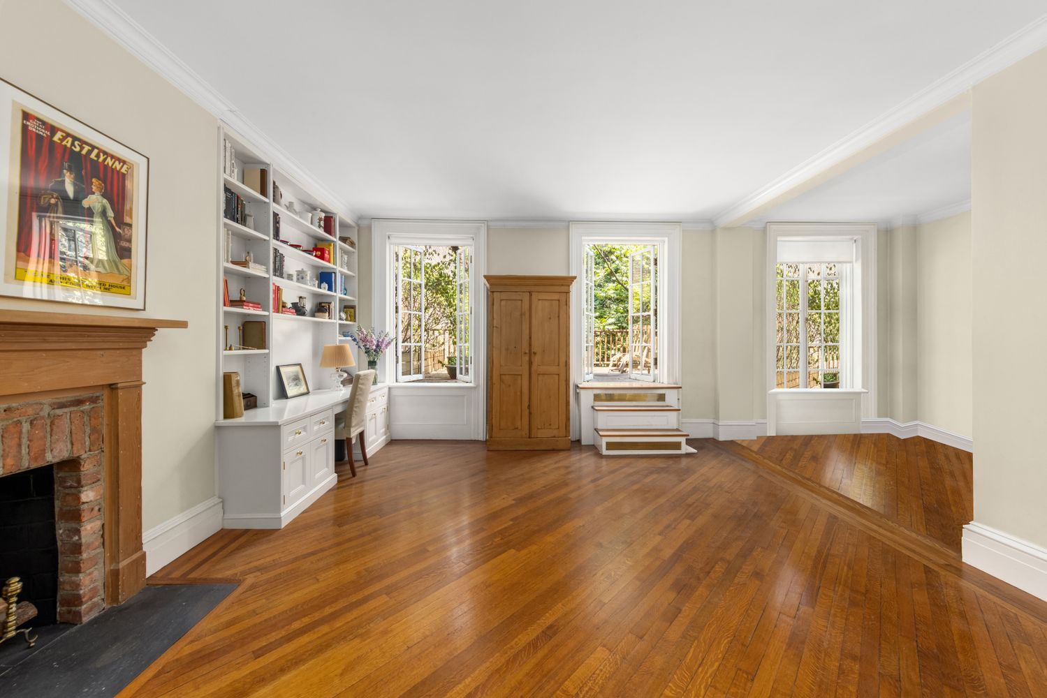 $1,995,000 | 29 West 10th Street, Unit 4 | Greenwich Village