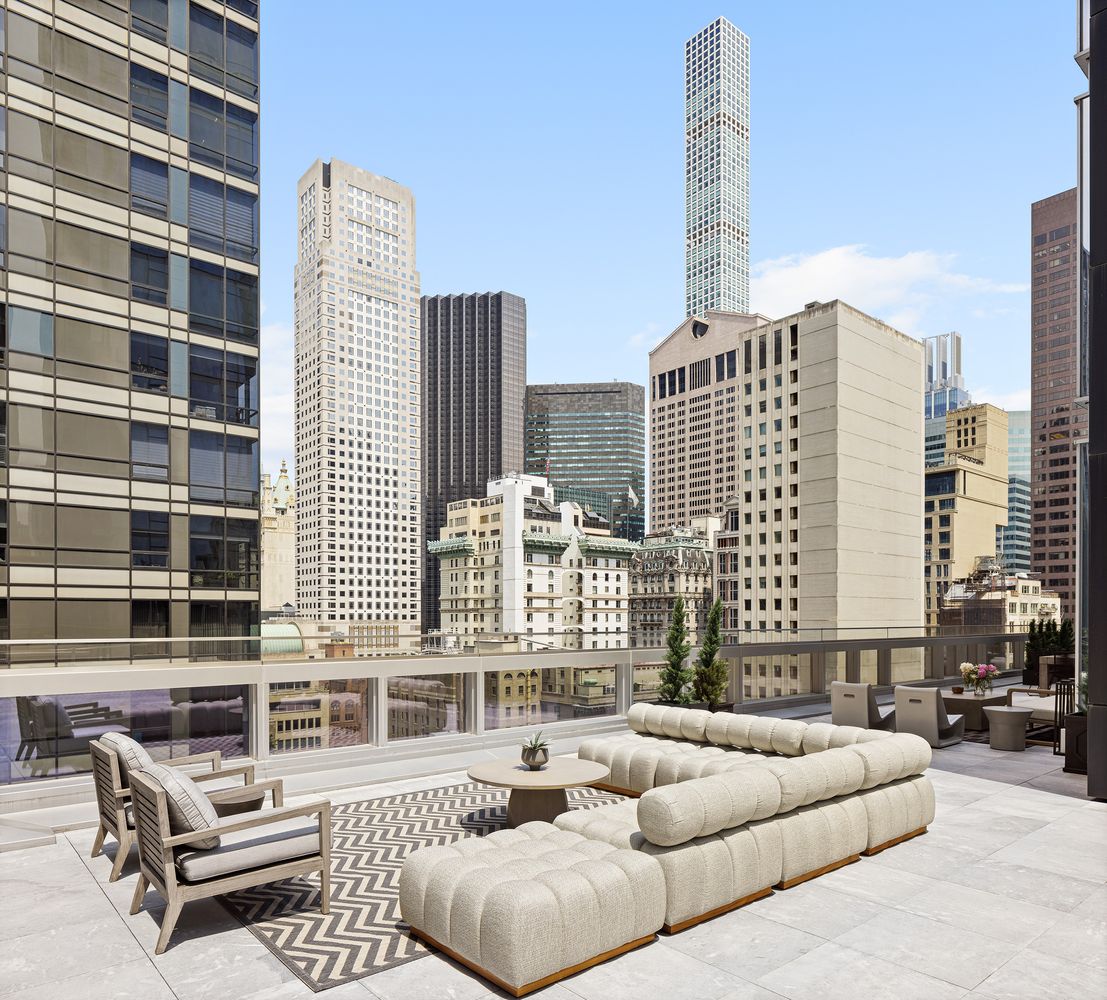 $100,000 | 20 West 53rd Street, Unit 18/19BC | Midtown Central