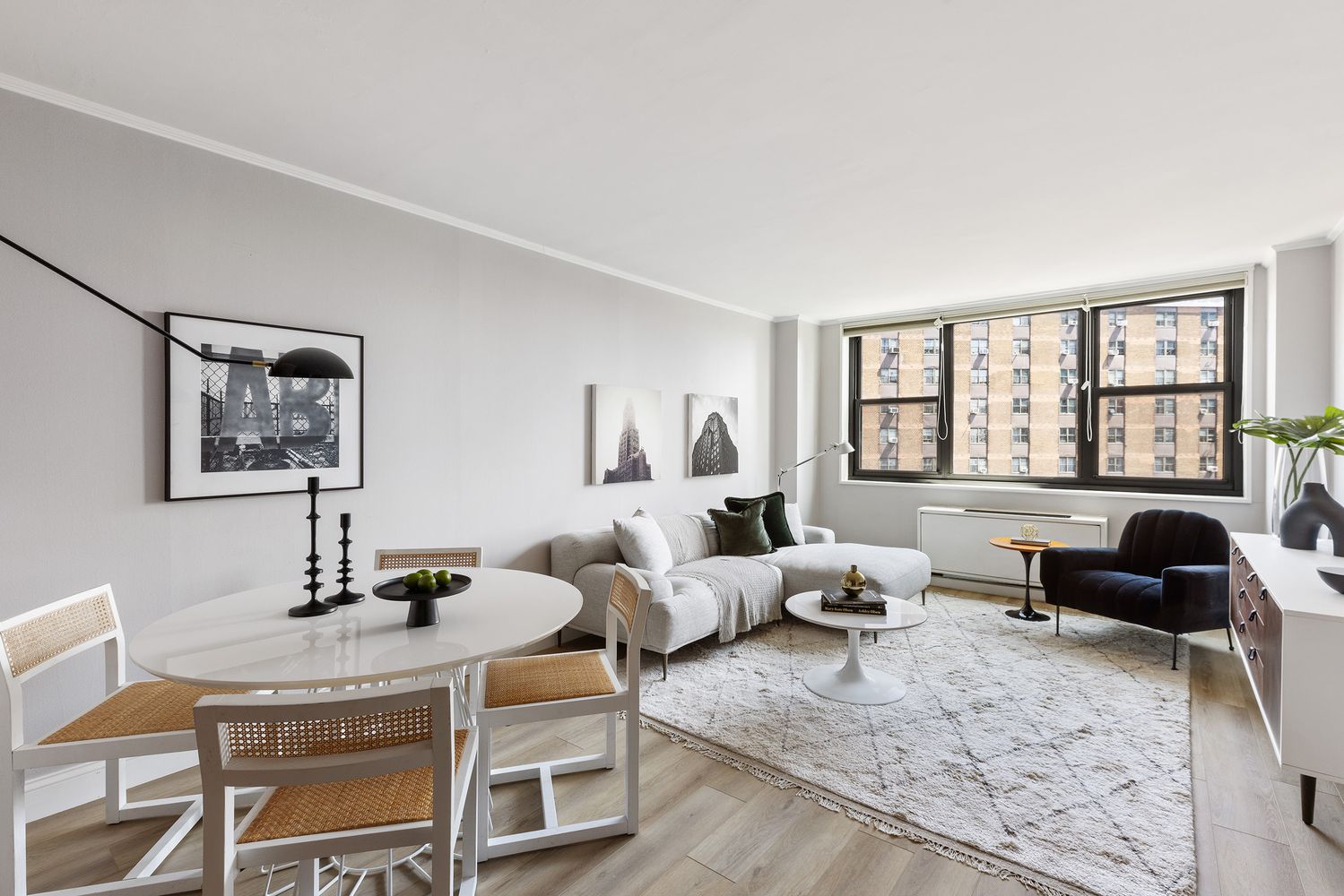 $559,000 | 340 East 93rd Street, Unit 21F | Upper East Side