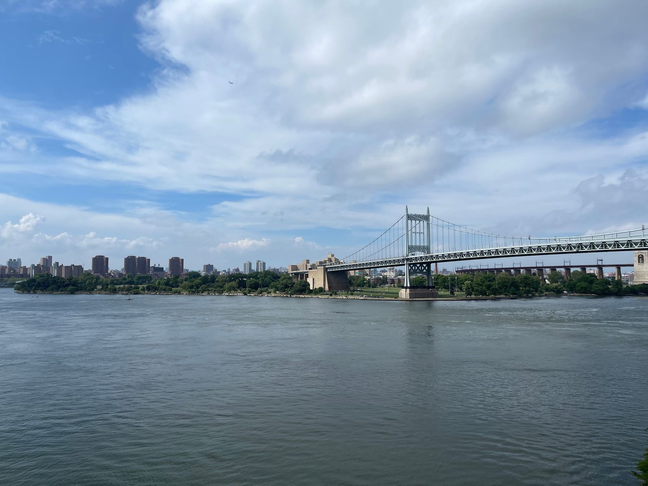 $3,000 | 25-40 Shore Boulevard, Unit 15S | Astoria