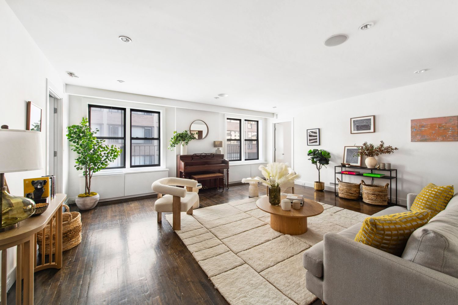 $1,250,000 | 330 East 70th Street, Unit 5AB | Lenox Hill