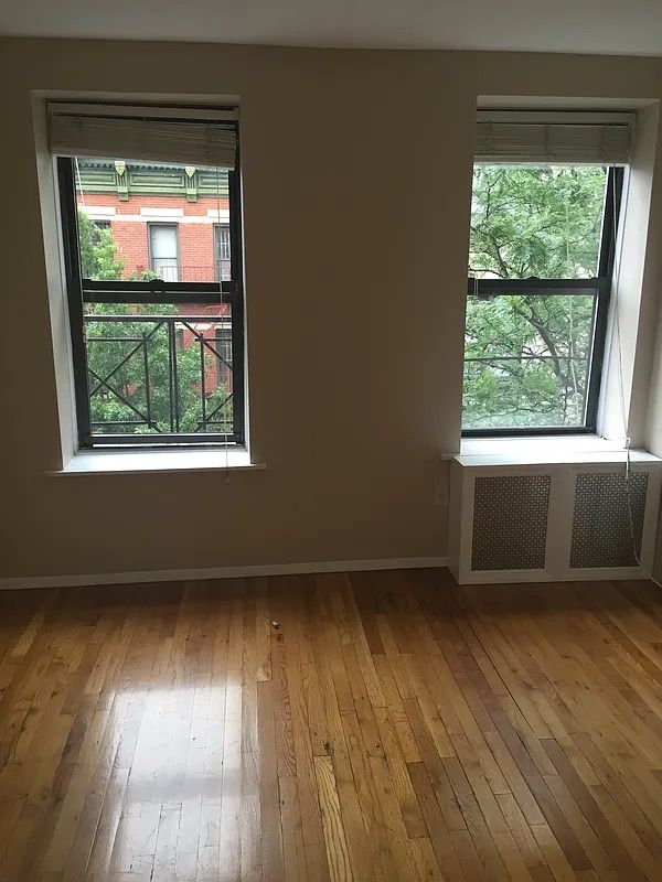 $2,860 | 322 East 104th Street, Unit 4E | East Harlem