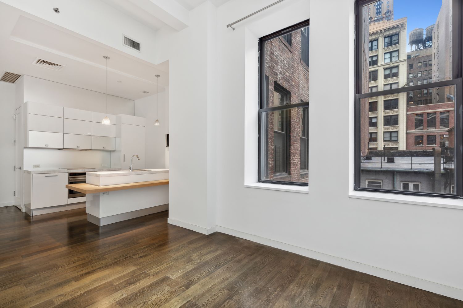 $4,450 | 11 East 36th Street, Unit 504 | Midtown South