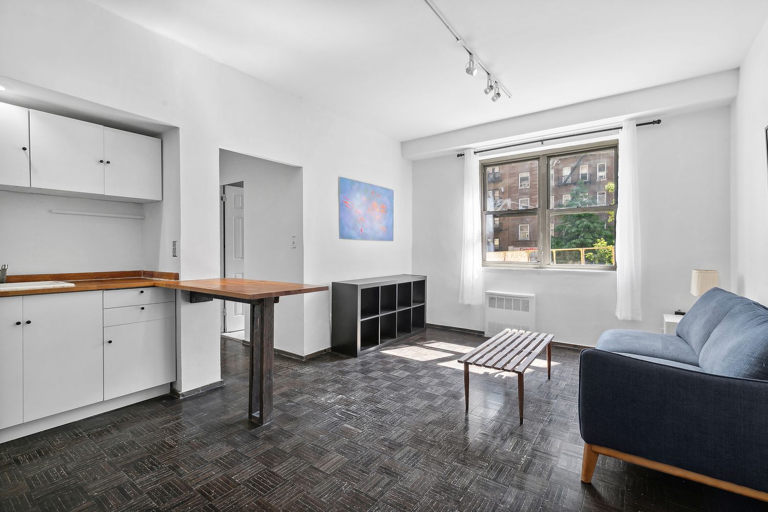 $350,000 | 4501 Broadway, Unit 1C | Hudson Heights