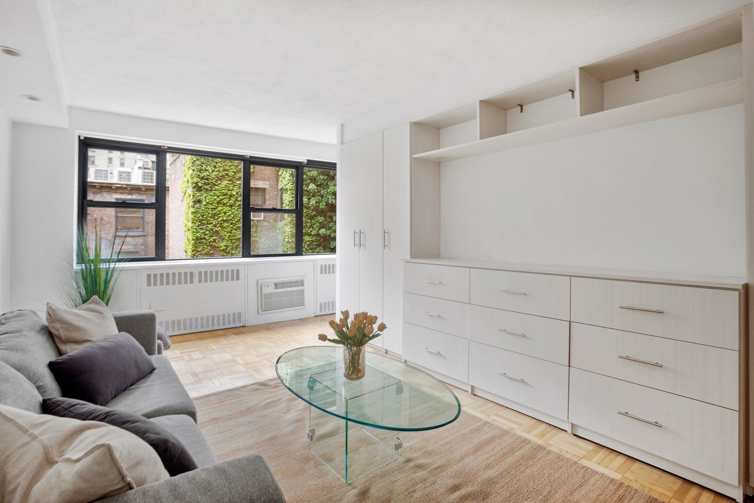 $409,500 | 110 East 36th Street, Unit 4D | Murray Hill