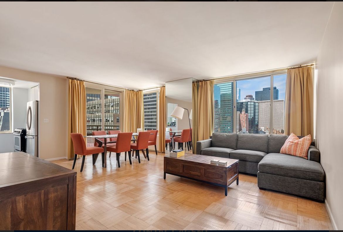 $1,380,000 | 236 East 47th Street, Unit 21E | Midtown East