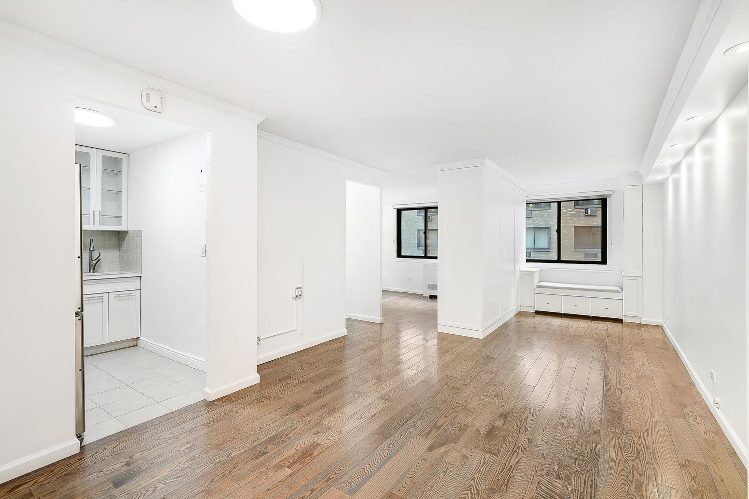 $4,995 | 16 West 16th Street, Unit 6JS | Flatiron