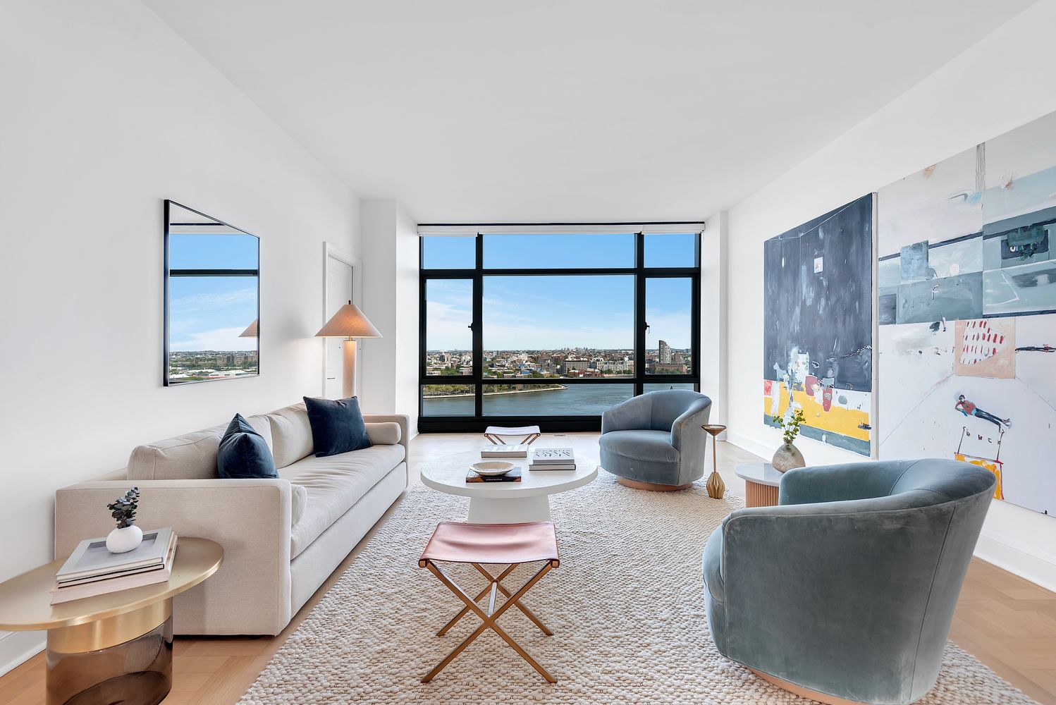 $6,100,000 | 170 East End Avenue, Unit 16B | Upper East Side