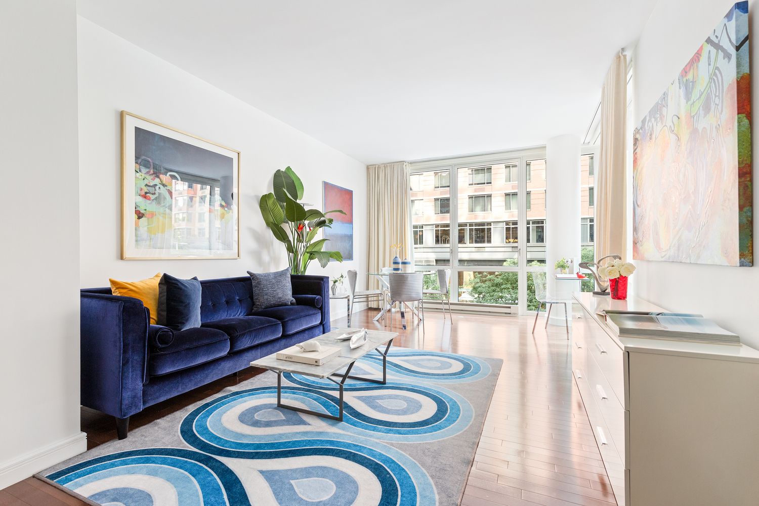 $1,100,000 | 225 East 34th Street, Unit 3H | Murray Hill