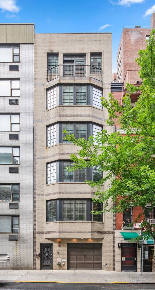 $17,999 | 195 East 76th Street | Lenox Hill