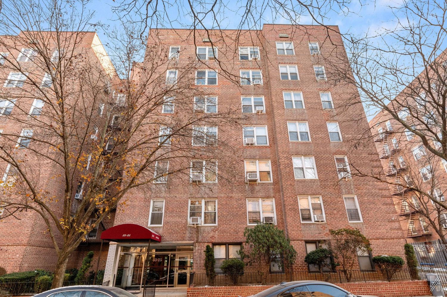 $279,000 | 33-25 92nd Street, Unit 6H | Jackson Heights